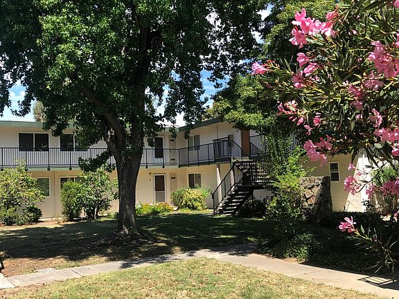 2nd image of 14225 Lora Dr APT 17