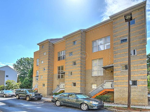 2nd image of 2071 Atherton Heights Ln #47