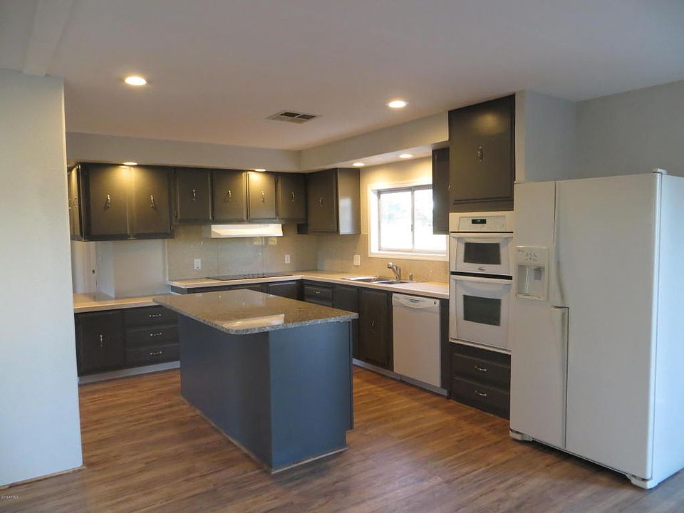 1st image of 8135 E Cactus Dr