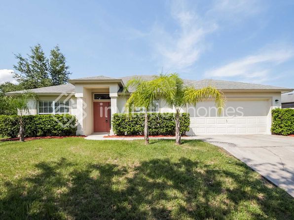 1911 Summit Oaks Cir