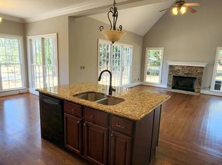 105 Cartier Ct, Roswell, GA 30076
