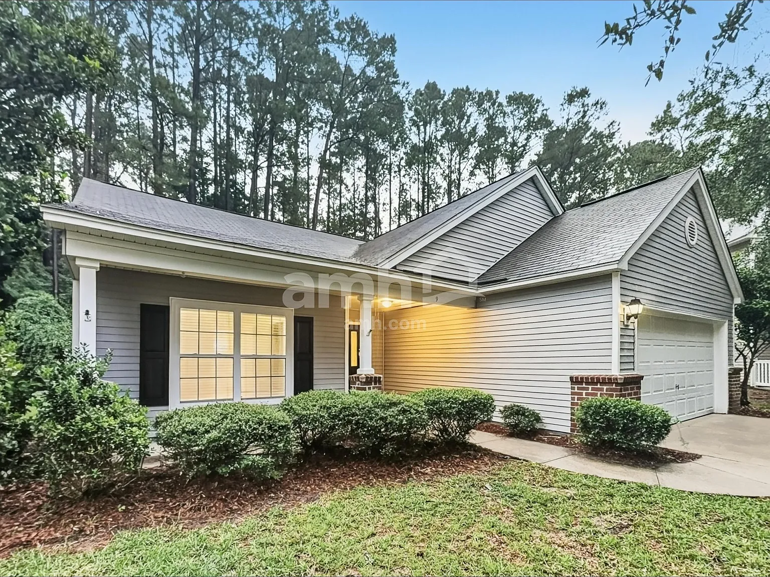 4 bed, 2.0 bath, 1772 sqft, $2,690 — Photo 1