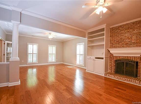 5th image of 9617 Stanton Green Ct