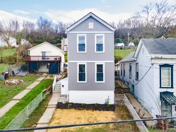 1035 John St, Covington, KY 41016