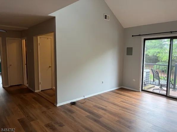 806 Yorkshire Dr, Raritan Twp., NJ 08822