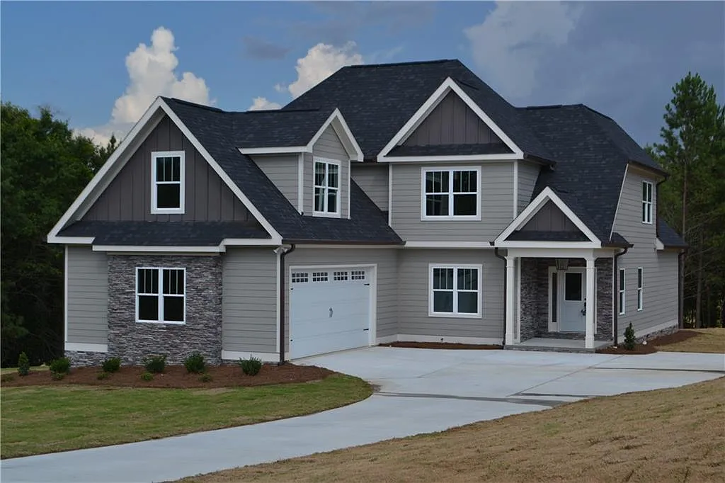 125 Suzanne Ct photo 1