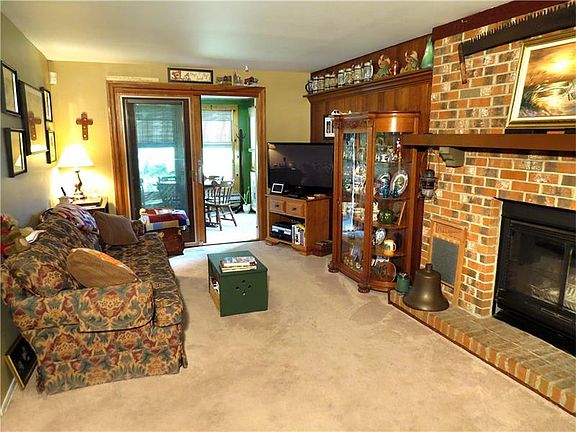 4th image of 212 Oberlin Dr