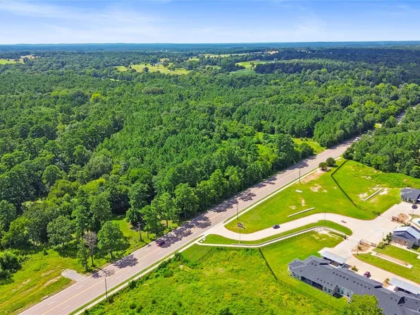 3 Fm 247, Huntsville, TX 77320