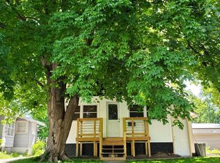 623 N Park Ave, Centerville, IA 52544