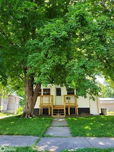 623 N Park Ave, Centerville, IA, 52544