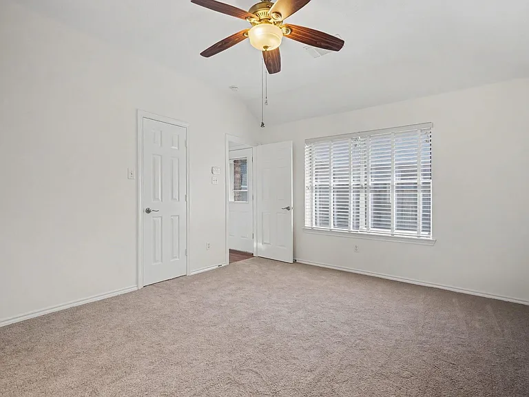 15403 Court Green Trl — Photo 10