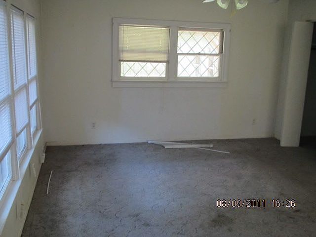 2nd image of 5246 Wilbur Blvd