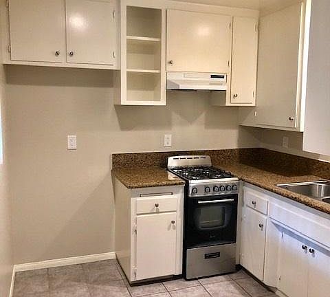 2nd image of 761 E Orange Grove Blvd APT 1