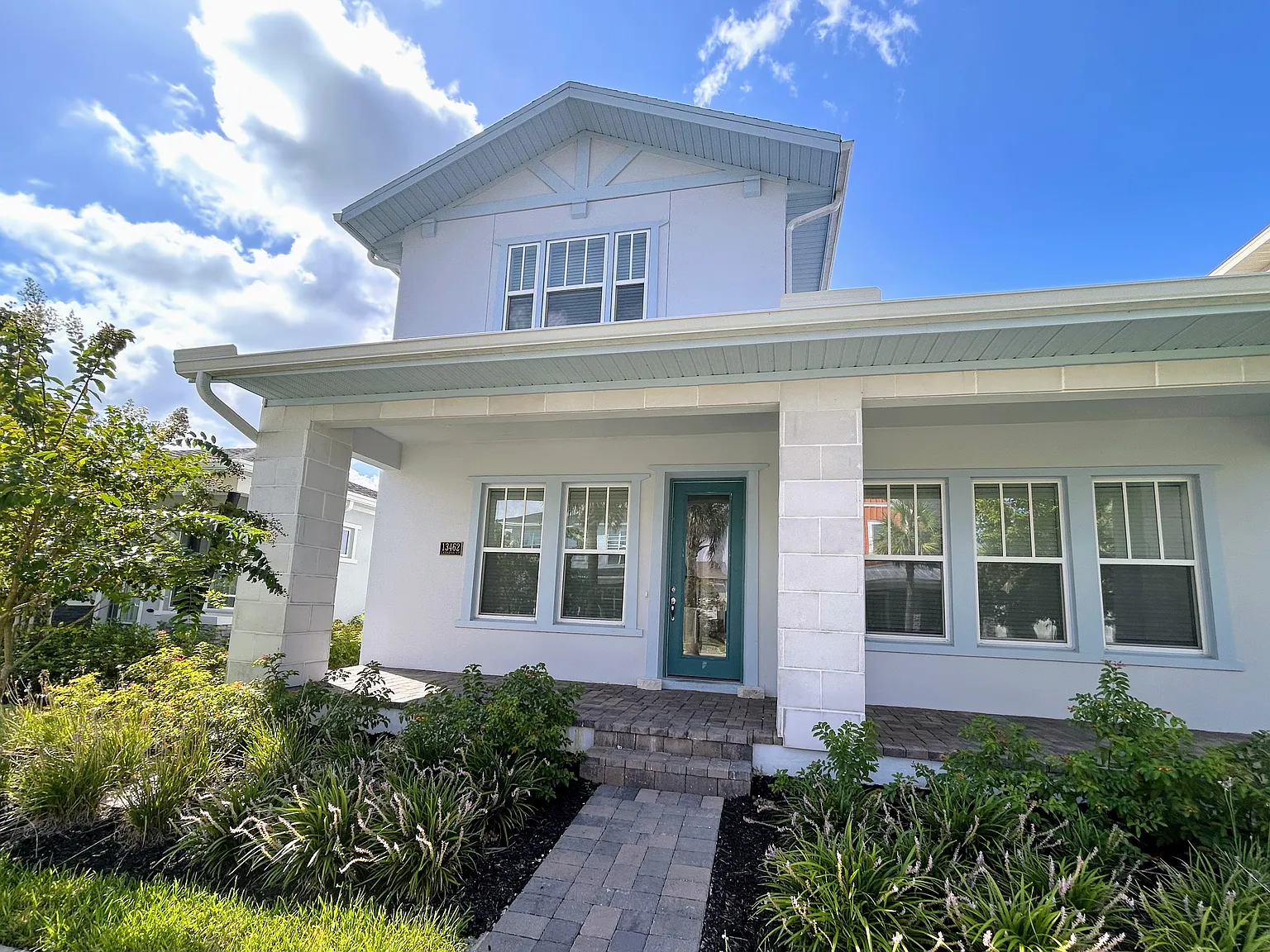 4 bed, 3.5 bath, 2952 sqft, $4,200 — Photo 1