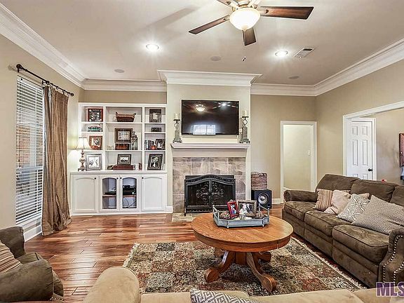 4th image of 9513 Kindletree Dr