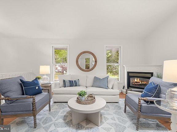 4th image of 350 Hartman Dr