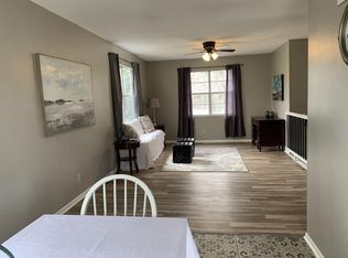 10700 W 90th Ter, Overland Park, KS 66214