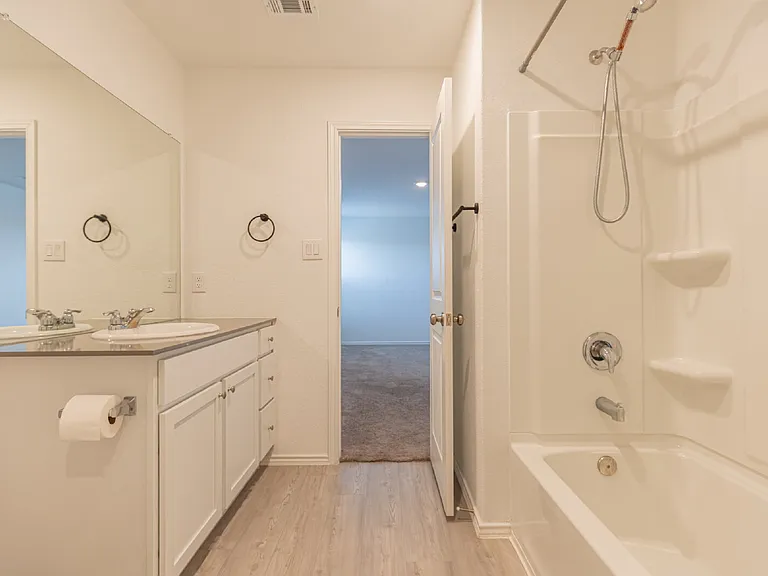 5319 Hornbeck Hts — Photo 20