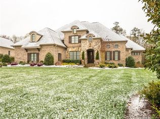 1213 Hadley Park Ln, Matthews, NC 28104