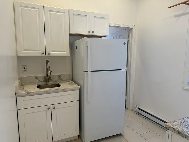 822 N Broad St #2C — Photo 3
