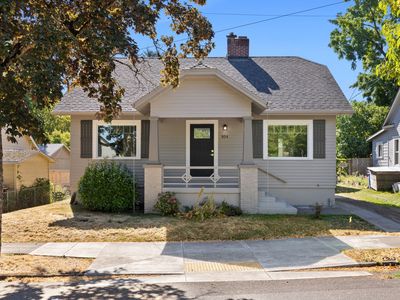 854 NE Madrona St, Portland, OR, 97211