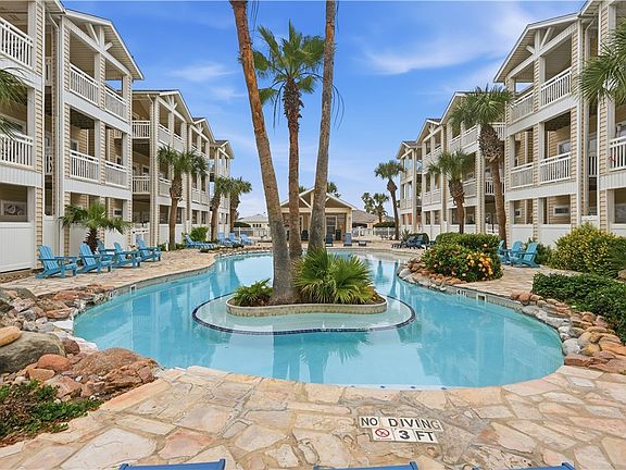 3rd image of 14202 Encantada Ave APT 103