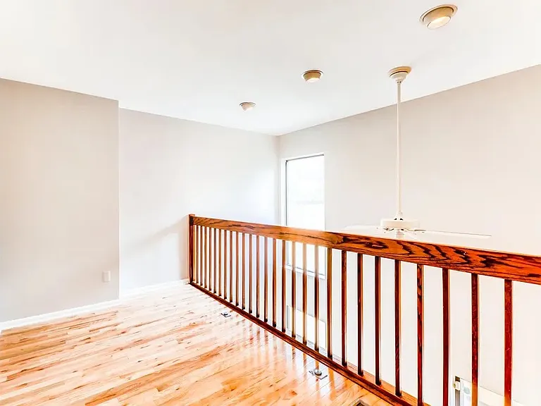 609 S Hanover St — Photo 14