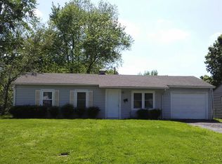 19 Westwood Dr, Cahokia, IL