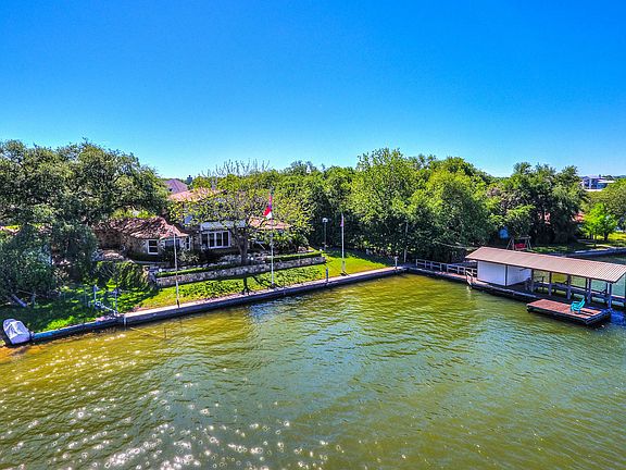 5th image of 502 Shorewood Cir