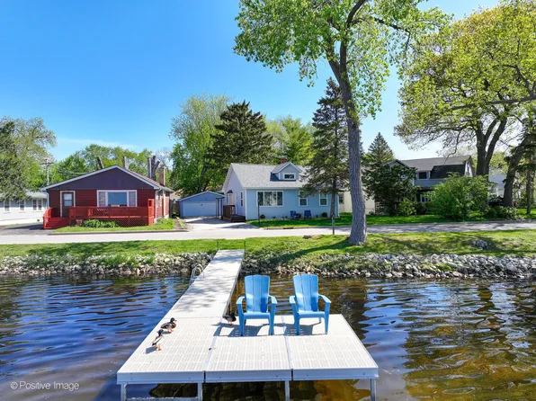 25120 W Lake Shore Dr, Ingleside, IL 60041