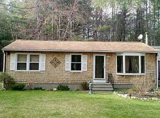 20 Pinehurst Dr, Richmond, RI 02812