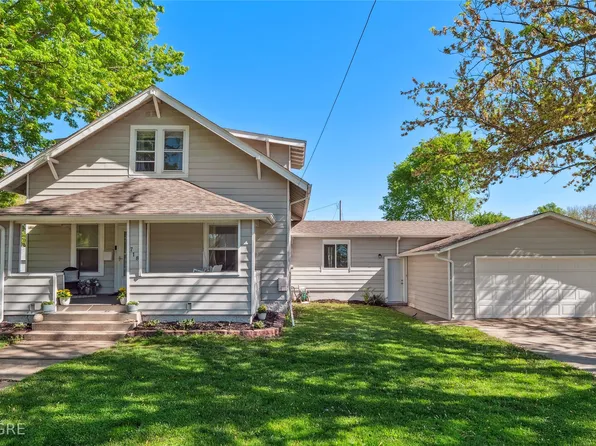 718 W 3rd Ave, Indianola, IA 50125
