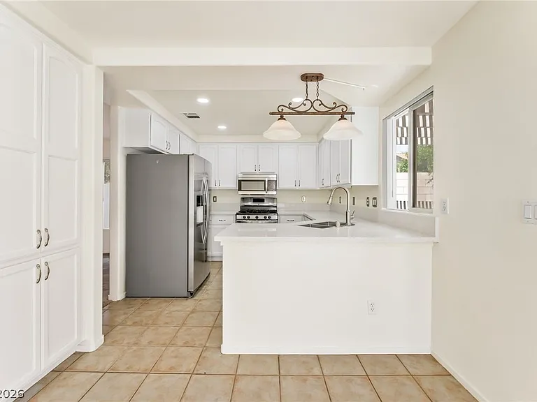 9522 Arrowhead Falls Ct — Photo 15