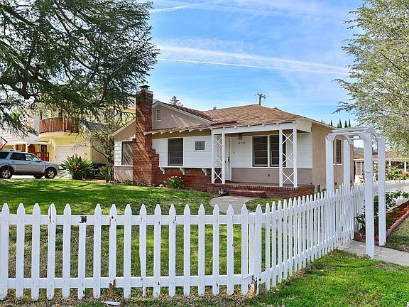 4th image of 10357 McVine Ave