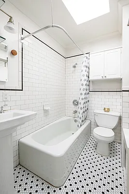 Rented by Nest Seekers International | media 13