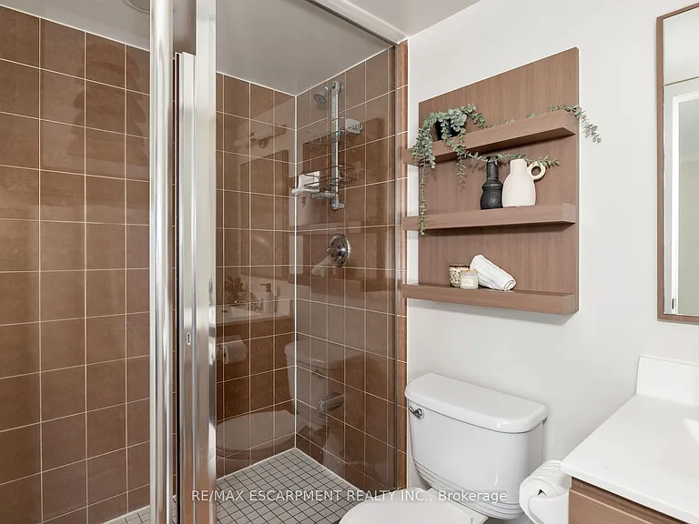 100 Western Battery Rd #1605 — Photo 21