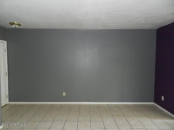 4th image of 1704 W Wood Bridge Ct
