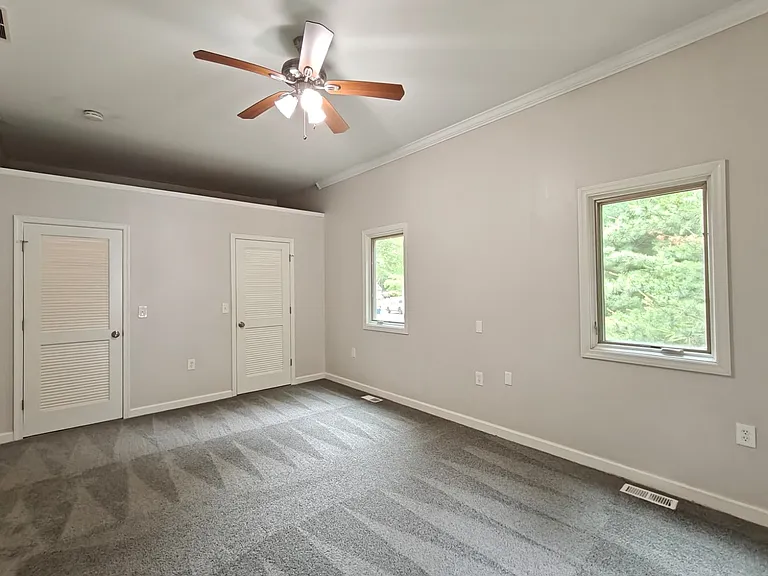 252 Terry Ln — Photo 13
