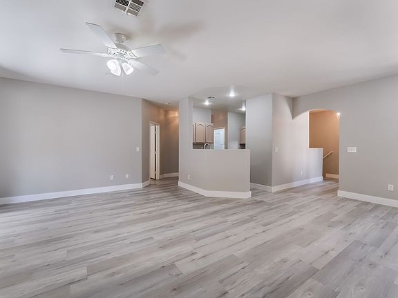 5th image of 1705 Hills Of Red Dr Unit 204