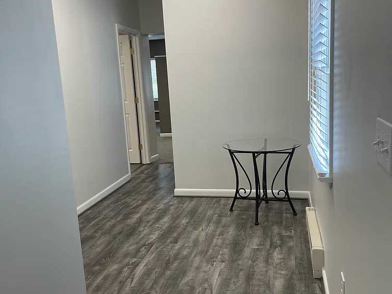 152 Westminster Pike — Photo 2