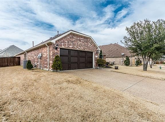 2nd image of 713 Fortinbras Dr