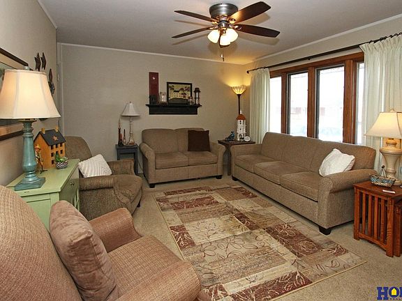 2nd image of 8031 Maplewood Dr