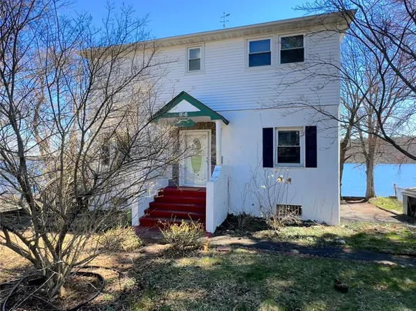 88 W Mombasha Road, Monroe, NY 10950