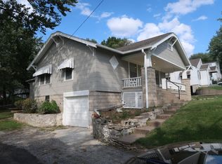 412 NE 41st St, Kansas City, MO 64116