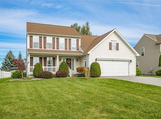 5152 Overlook Ln, Canandaigua, NY 14424
