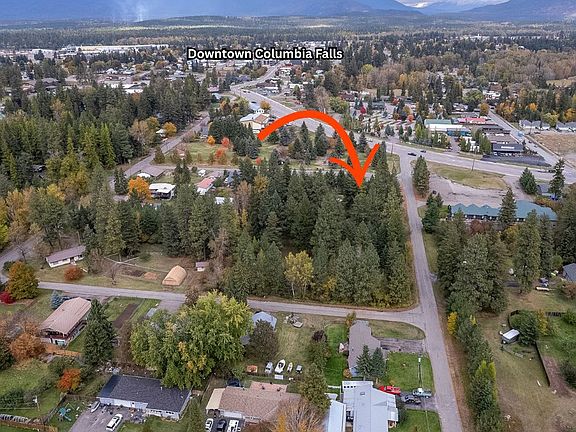 2nd image of 1327 1st Avenue En #36