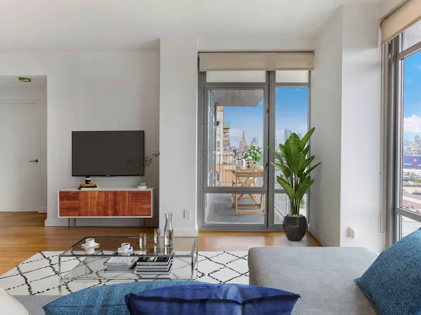 267 6th Street image 1 of 16