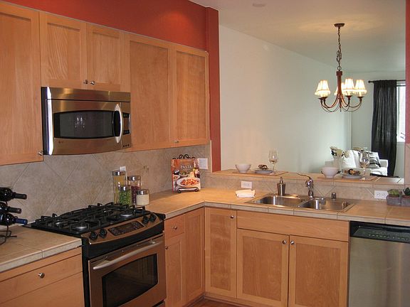2nd image of 12209 NE 109th Pl