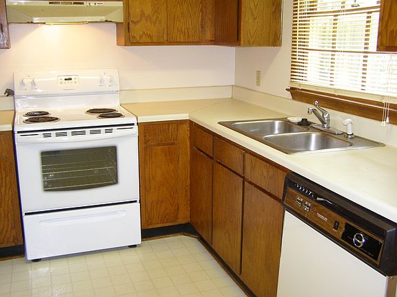 2nd image of 1245 Sweet Pine Dr