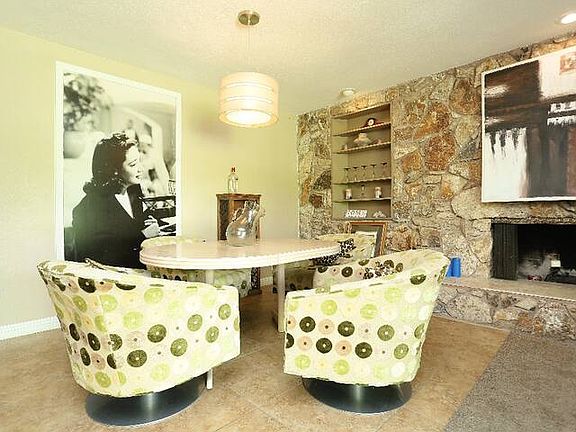 2nd image of 3983 Acapulco Ave